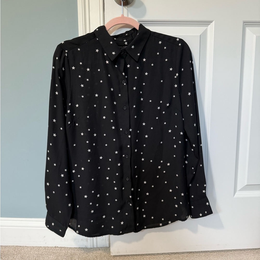 Banana Republic Drapey Classic Fit Black Star Print button down
